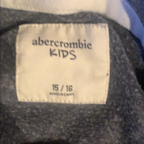 Abercrombie hoodie and t shirt bundle tshirt sweatshirt - Picture 4 of 7